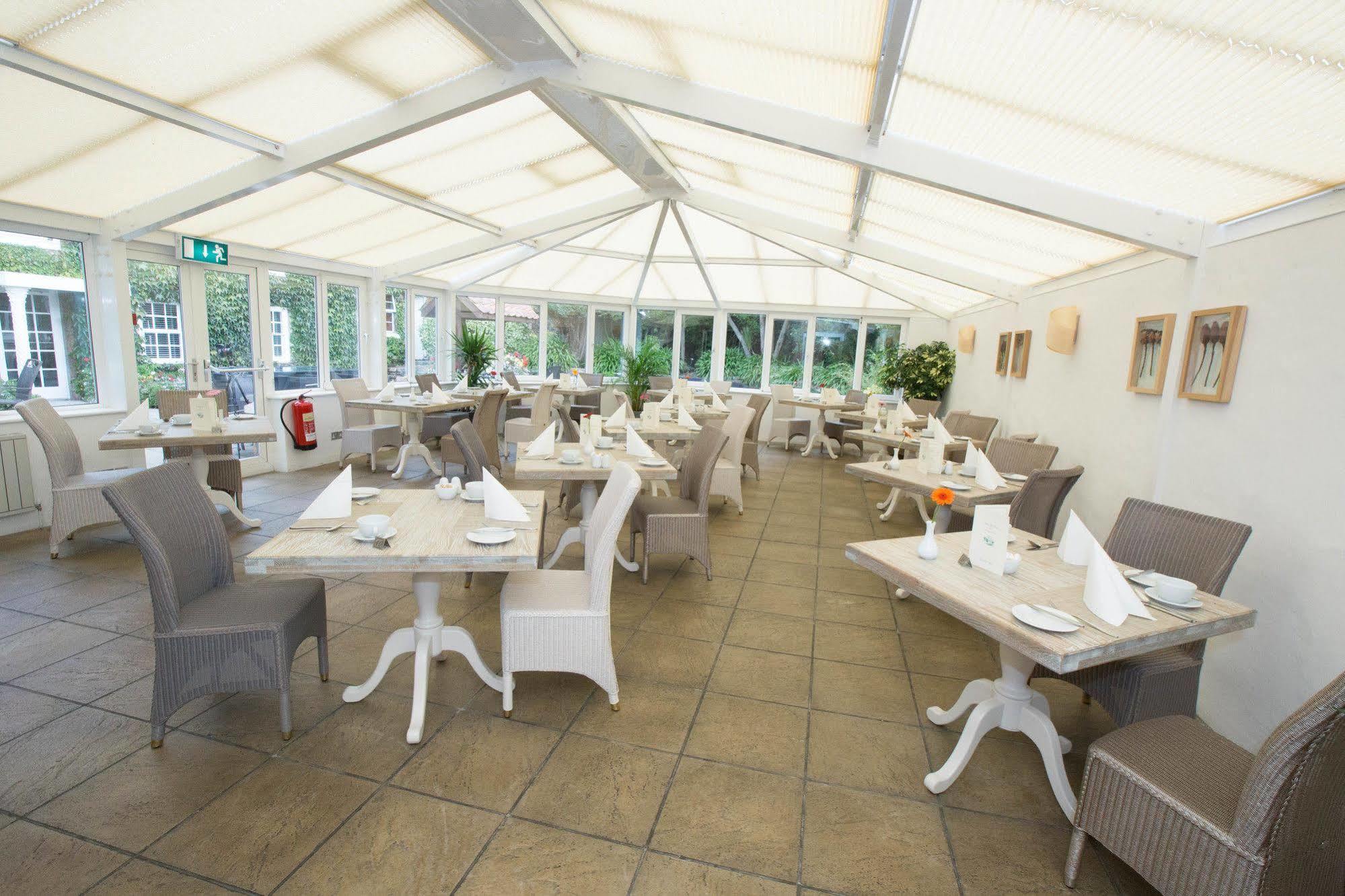 Hotel La Place St Aubin Esterno foto